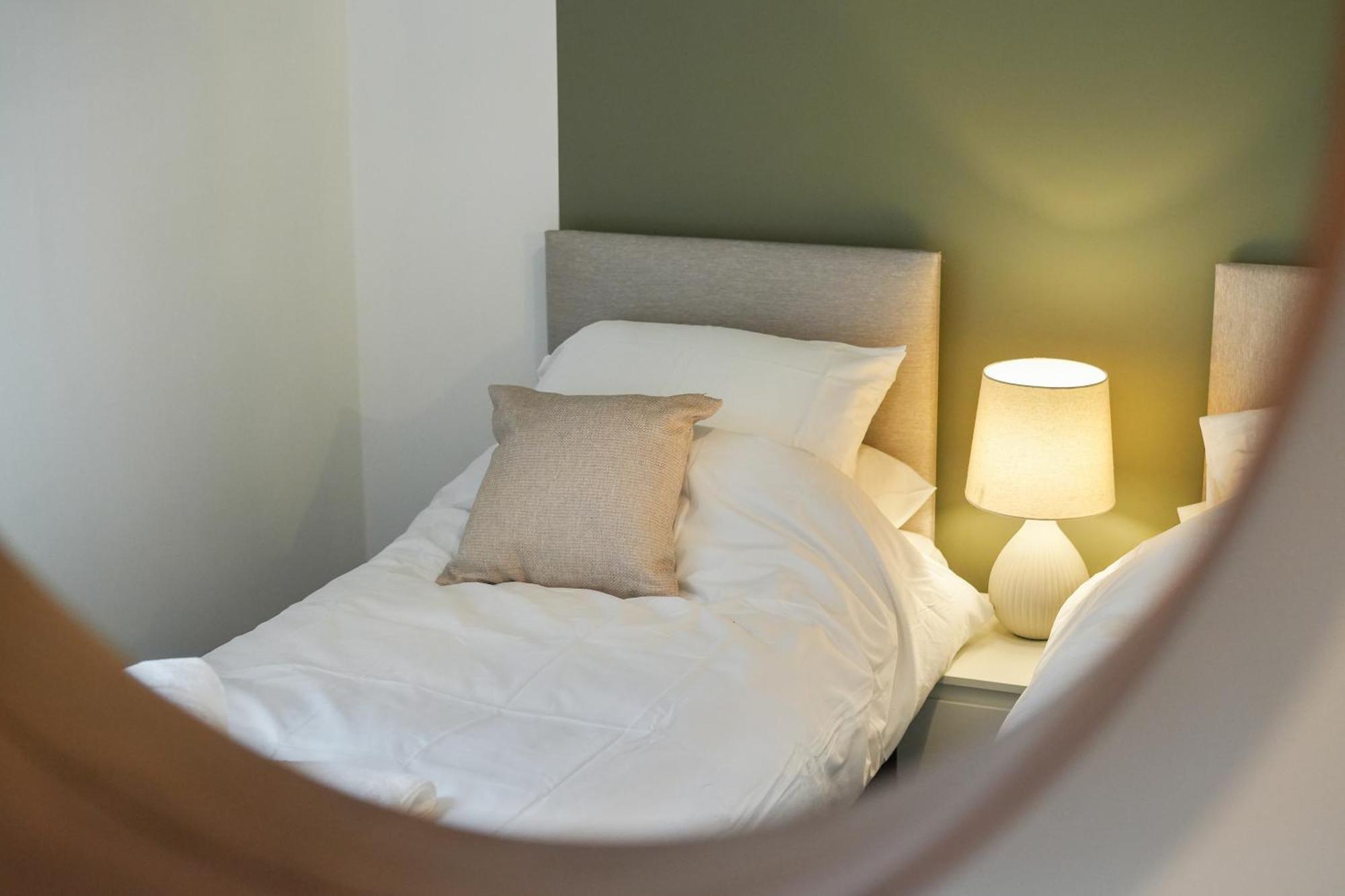 Sheffield Apt, Free Parking, Perfect For Workers Stannington  Экстерьер фото